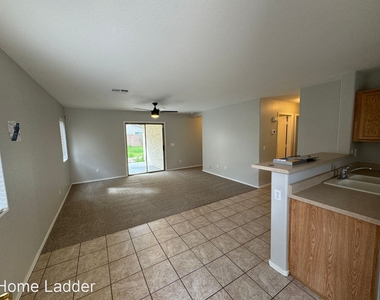 44871 W Gavilan Dr - Photo Thumbnail 2