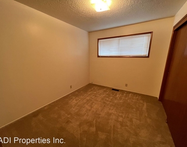 1139 Se Baseline St. #1 - Photo Thumbnail 5