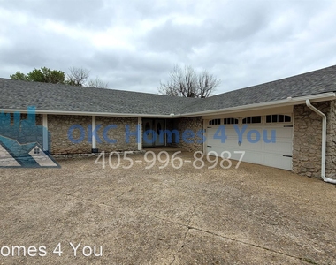 4736 Nw 76th Street - Photo Thumbnail 2