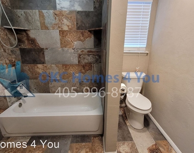 4736 Nw 76th Street - Photo Thumbnail 20