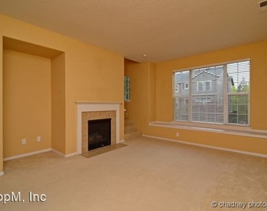 6026 Ne Alder Street - Photo Thumbnail 4