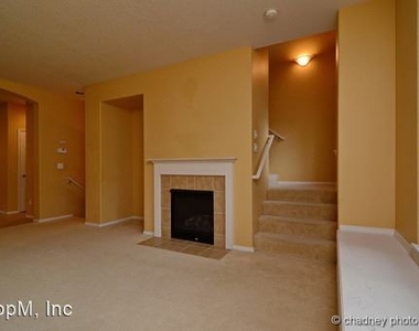 6026 Ne Alder Street - Photo Thumbnail 5