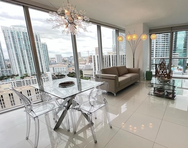 475 Brickell Ave - Photo Thumbnail 11