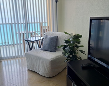 2501 S Ocean Dr - Photo Thumbnail 19