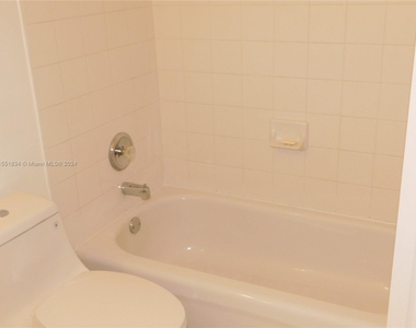 21543 Sw 92nd Pl - Photo Thumbnail 23