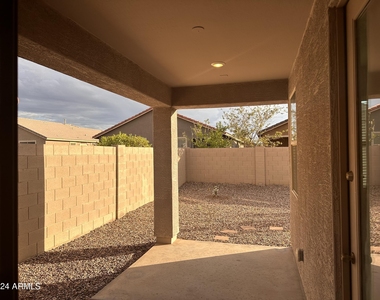 3883 E Desert Broom Drive - Photo Thumbnail 1