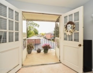 2812 Dundee Road - Photo Thumbnail 8