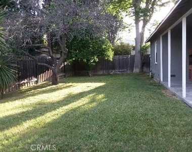 18350 Lorne Street - Photo Thumbnail 36