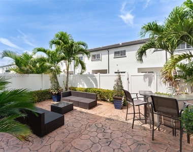 12853 Sw 50th St - Photo Thumbnail 18