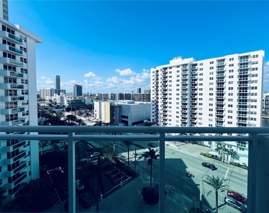 3001 S Ocean Dr - Photo Thumbnail 30