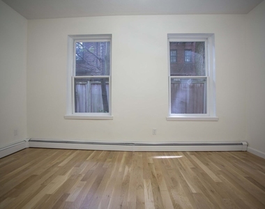 54 Myrtle St - Photo Thumbnail 6