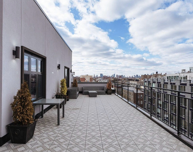 818 Lexington Avenue - Photo Thumbnail 8