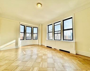 West 98th Street, 11th Floor - Photo Thumbnail 0