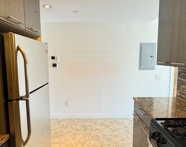 3440 Guider Avenue - Photo Thumbnail 3