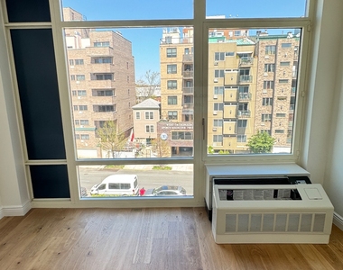 3440 Guider Avenue - Photo Thumbnail 8