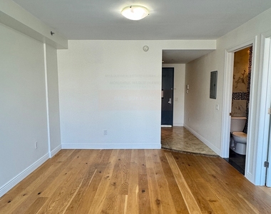 3440 Guider Avenue - Photo Thumbnail 6