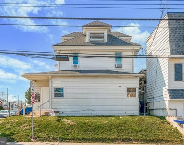 2800 Edgmont Ave - Photo Thumbnail 2