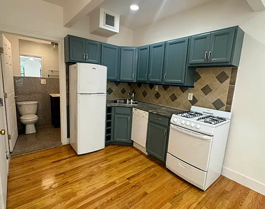 2461 Frederick Douglass Boulevard - Photo Thumbnail 2