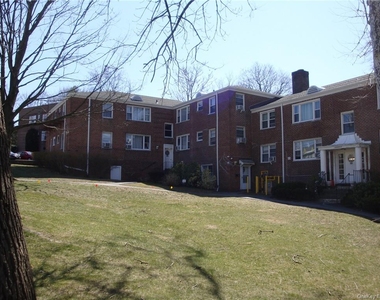 2 Soundview Avenue - Photo Thumbnail 1