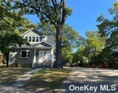 281 Dogwood Avenue - Photo Thumbnail 0