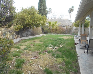 6304 Peppermill Drive - Photo Thumbnail 4