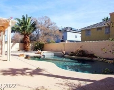 5504 Carnation Meadow Street - Photo Thumbnail 9