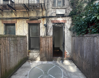 217 East 88th Street - Photo Thumbnail 6