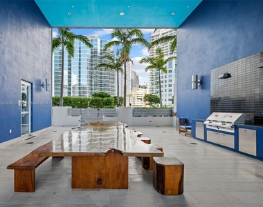 1300 Brickell Bay Dr - Photo Thumbnail 45