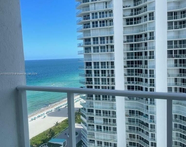 16485 Collins Ave - Photo Thumbnail 19