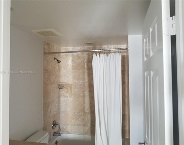 1745 E Hallandale Beach Blvd - Photo Thumbnail 18