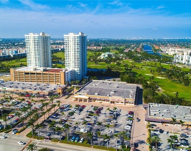 1745 E Hallandale Beach Blvd - Photo Thumbnail 4