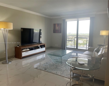 1500 S Ocean Dr - Photo Thumbnail 5