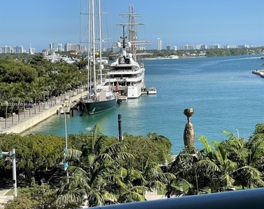 888 Biscayne Blvd - Photo Thumbnail 13