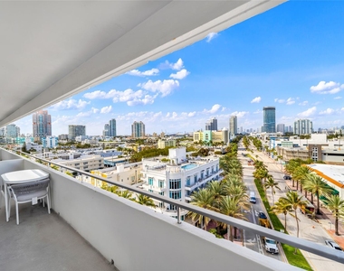 465 Ocean Dr - Photo Thumbnail 1