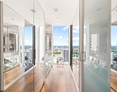 1040 Biscayne Blvd - Photo Thumbnail 56