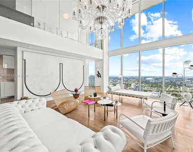 1040 Biscayne Blvd - Photo Thumbnail 11