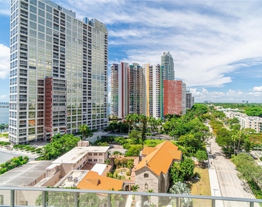 1451 Brickell Ave - Photo Thumbnail 17