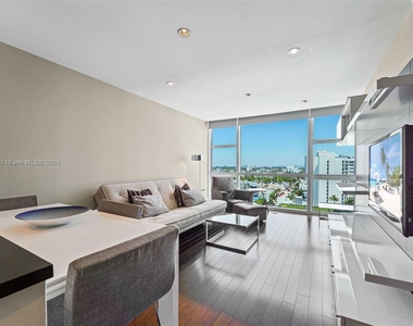 6801 Collins Ave - Photo Thumbnail 18