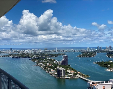 1750 N Bayshore Dr - Photo Thumbnail 2