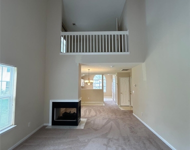 10251 University Park Lane - Photo Thumbnail 9