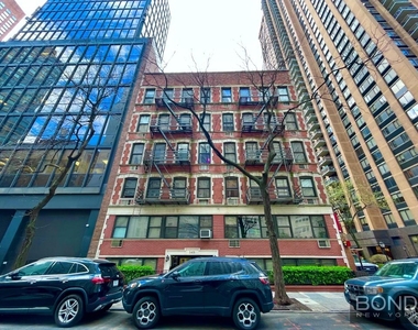 148 West 68th Street - Photo Thumbnail 0