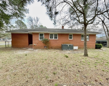 531 E Donaldson Avenue - Photo Thumbnail 15