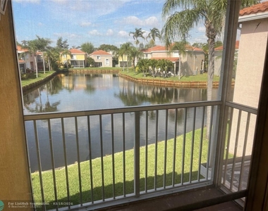 1724 Royal Palm Way - Photo Thumbnail 15