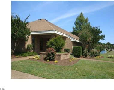 4762 Woods Edge Road - Photo Thumbnail 17