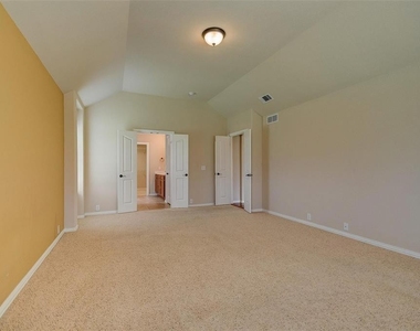 1551 Meadow Run Drive - Photo Thumbnail 18