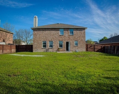 1307 Summerdale Lane - Photo Thumbnail 28