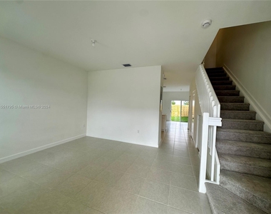 29229 Sw 162nd Ct - Photo Thumbnail 2