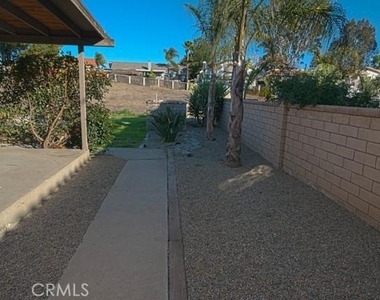 29848 Bahia Drive - Photo Thumbnail 13