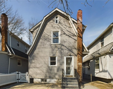 168-04 115 Avenue - Photo Thumbnail 14