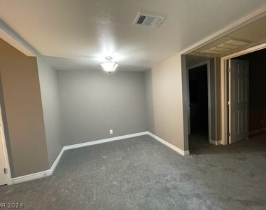 5160 Indian River Drive - Photo Thumbnail 6